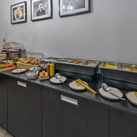 Virgo Hotel Pressburg